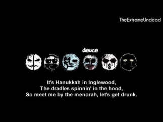 Hollywood Undead - Christmas in Hollywood [Lyrics Video]