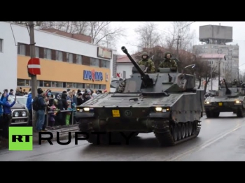 RAW: NATO armor paraded 300m from Russian border