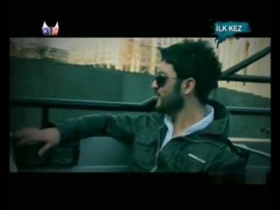 Yusuf Güney - Heder Oldum Aşkına - 2009 - Video Klip - Rafet El Roman