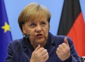 Новые санкции против РФ возможны, заявила Меркель