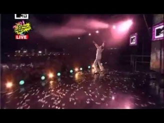 МС Вспышкин и Никифоровна - Шишки (Супердискотека 90-х с MTV 2011)