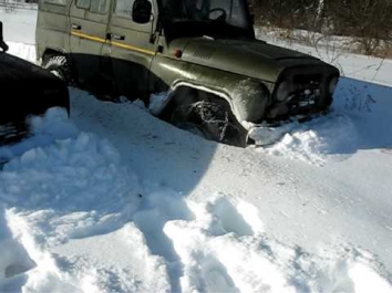 УАЗ против Нивы по снегу