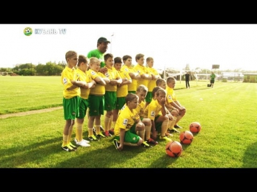 Дети стали футболистами 